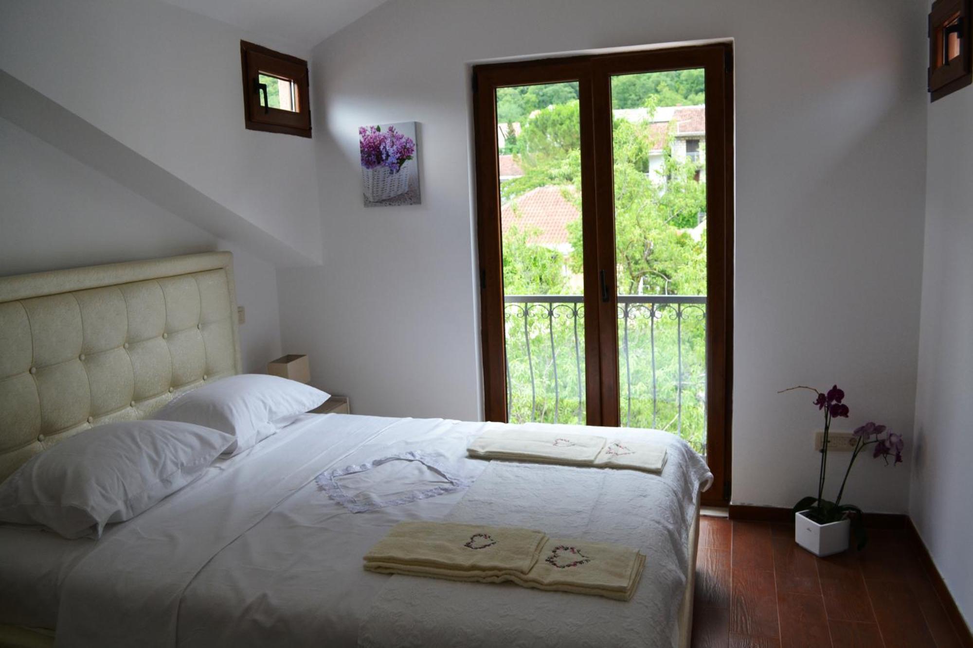 Bocche Di Cattaro Apartments Buitenkant foto