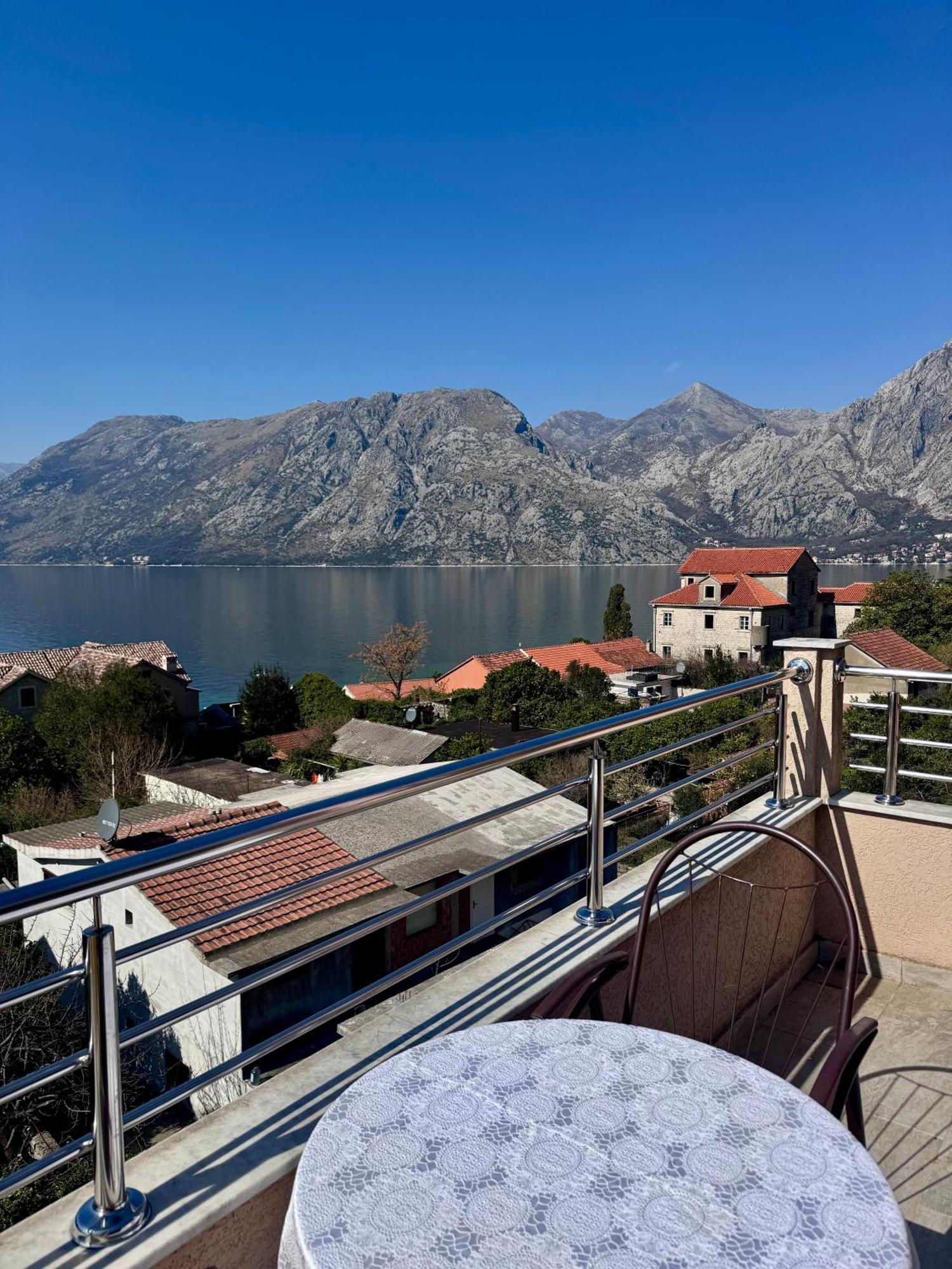 Bocche Di Cattaro Apartments Buitenkant foto
